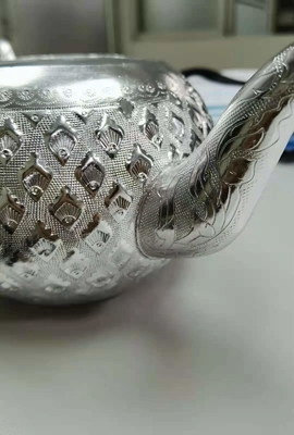 1000W - 6000W স্টেইনলেস স্টীল কেটল চা পাত্র টাম্বলার ডাবল স্টেশন স্বয়ংক্রিয় ফাইবার লেজার ওয়েল্ডিং মেশিন
