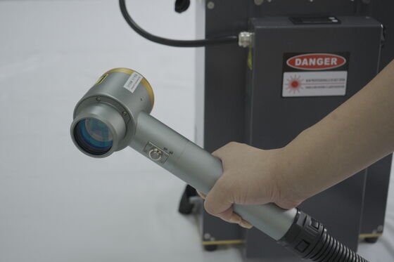 50W Portable Backpack Laser Cleaning Machine Pulse Fiber Laser Rust Remover for Precision Mold Cleaning