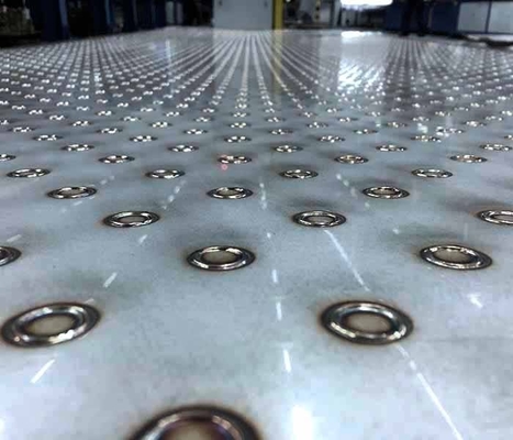 ক্যান্টন ফেয়ার প্রচার 6 অক্ষ রোবট আর্ম 1000W-6000W বালিশ প্লেট স্বয়ংক্রিয় ফাইবার মেটাল লেজার ওয়েল্ডিং মেশিন